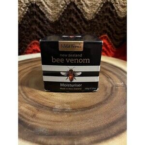 Wild Ferns New Zealand Bee Venom Moisturizer with Active Manuka Honey